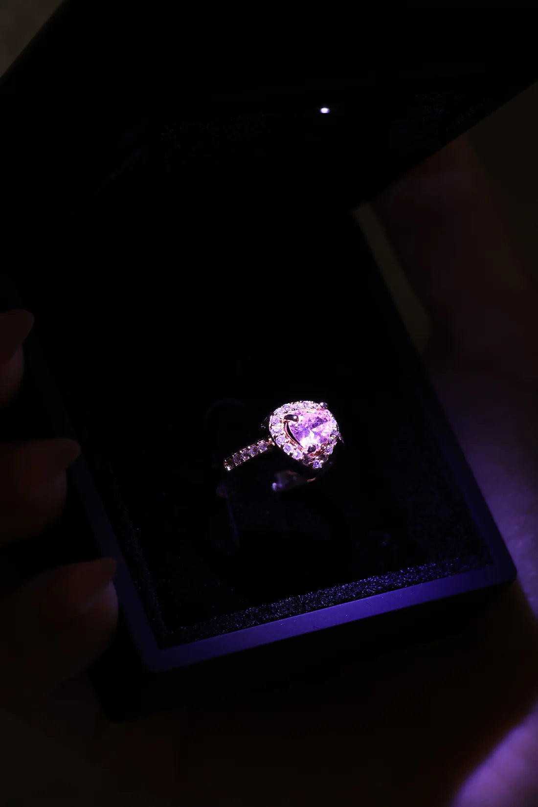 Pembe Taşlı Pandora Yüzük