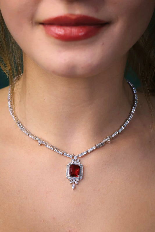 RED RUBY TAŞLI KOLYE