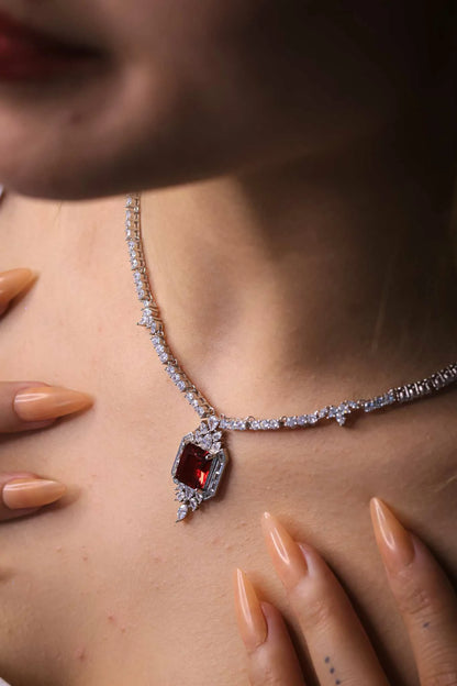 RED RUBY TAŞLI KOLYE